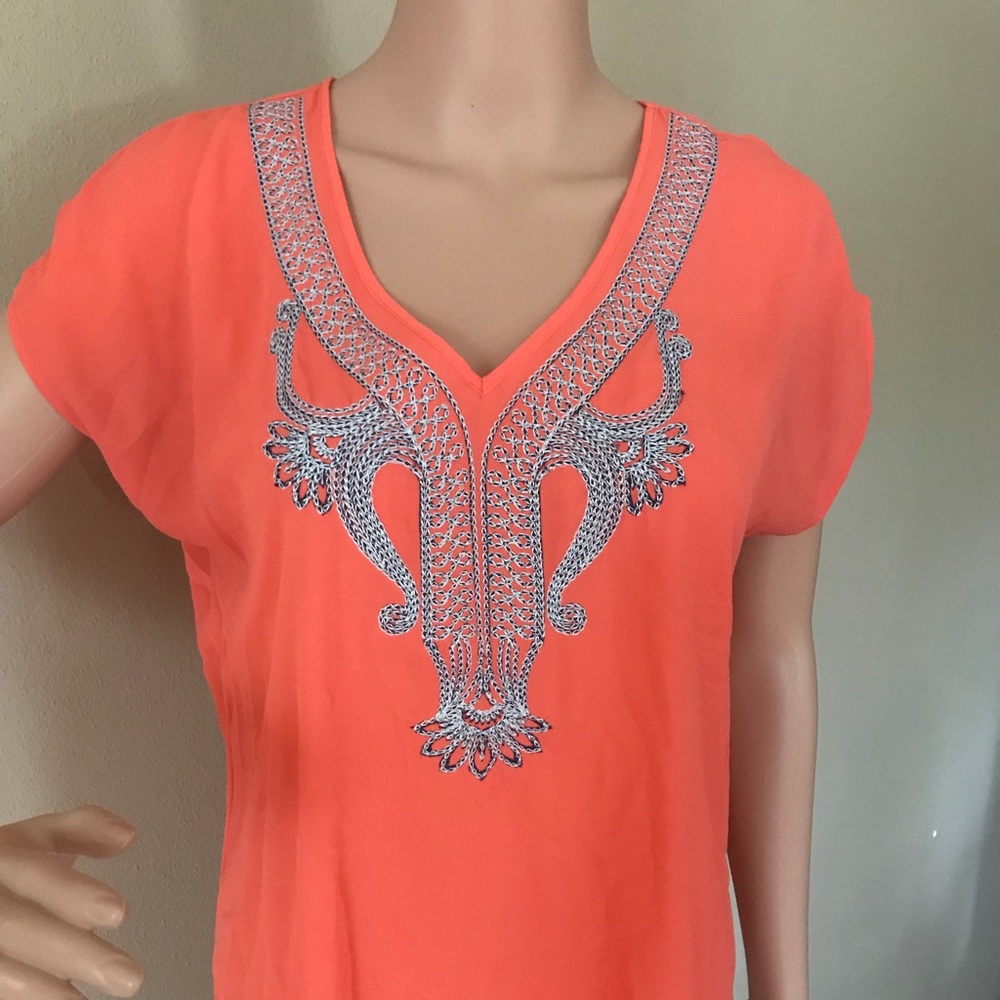 Beautiful breezy top!!!